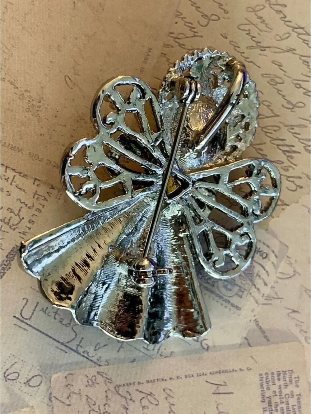 Beautiful Vintage Charming Silver Angel Brooch Pendant Sparkling Opal Gemstone